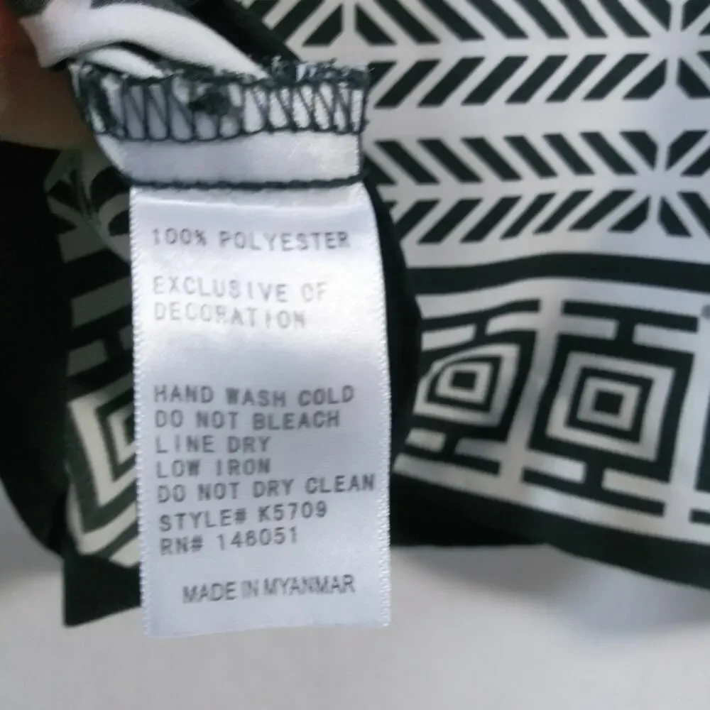 Monteau Girl Black White Geometric Print Sleeveless Tunic Dress Size Small 7/8